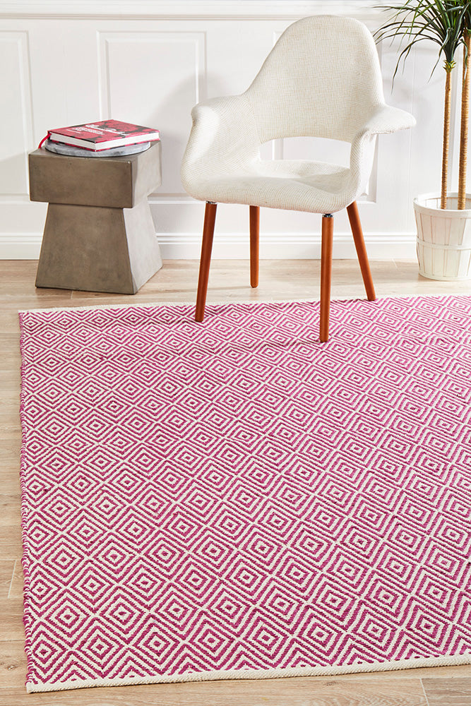 Abode Diamond Design Pink Rug