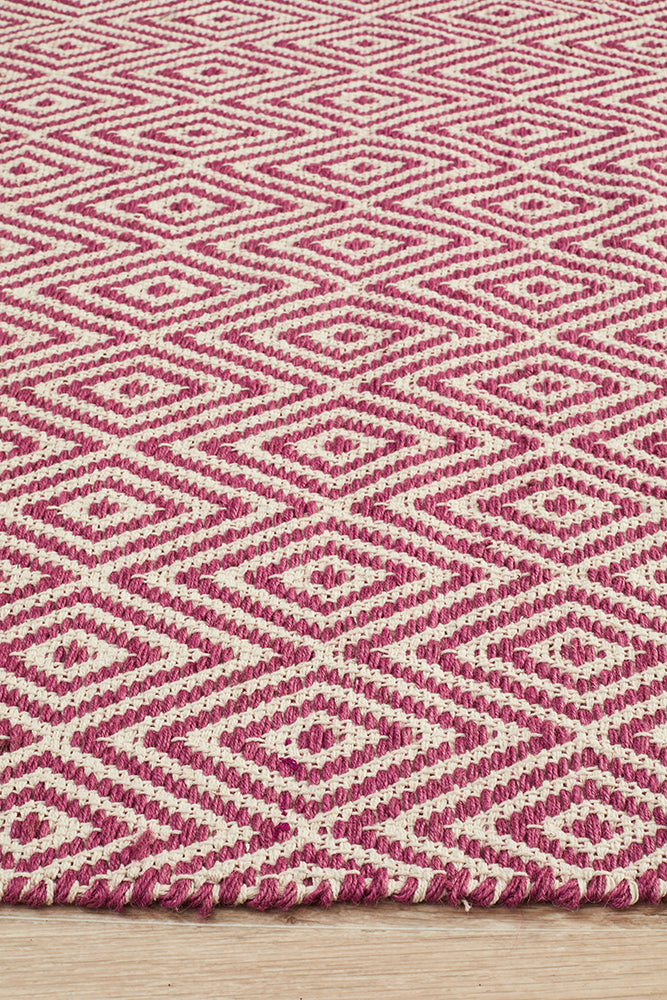 Abode Diamond Design Pink Rug