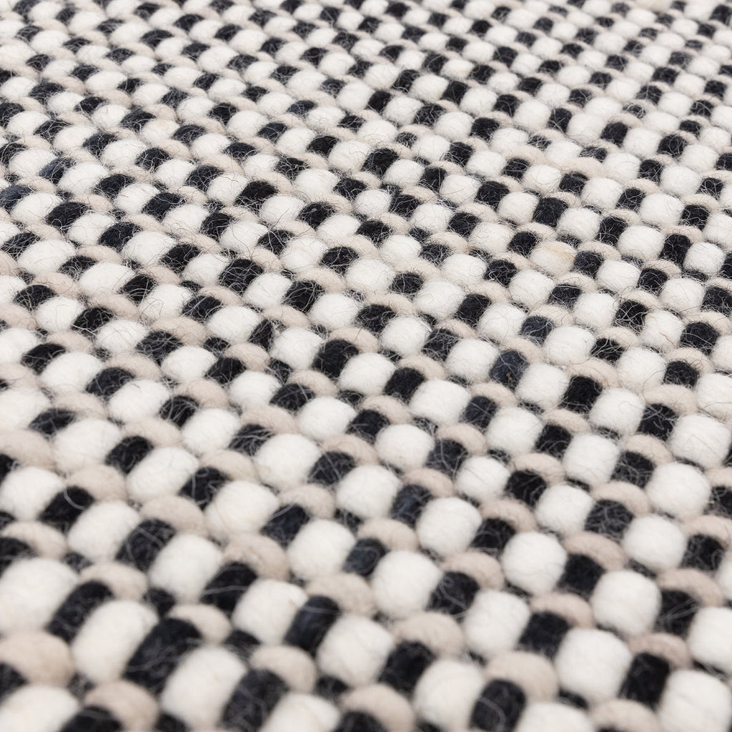 Asiatic Avalon Monochrome Rug