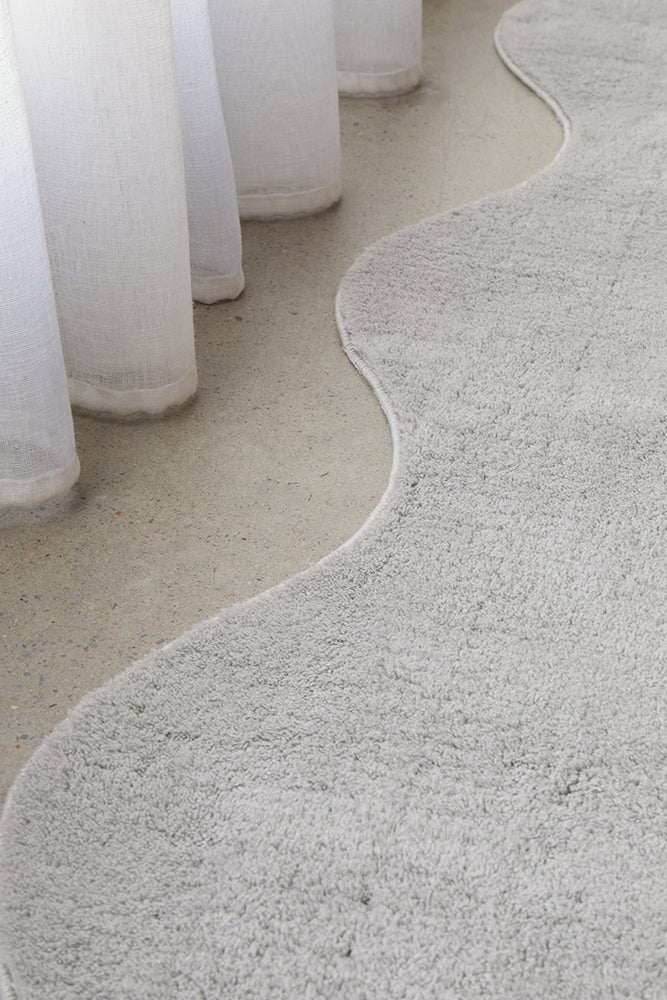 Evelyn Silver Rug