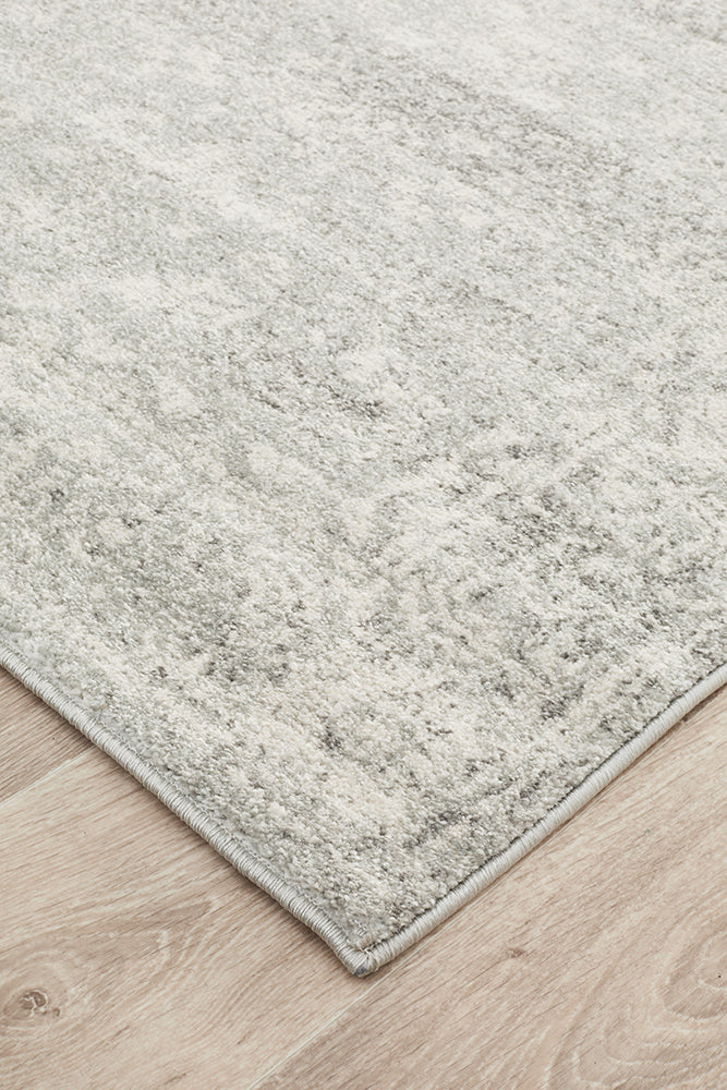 Evoke Shine Silver Transitional Rug