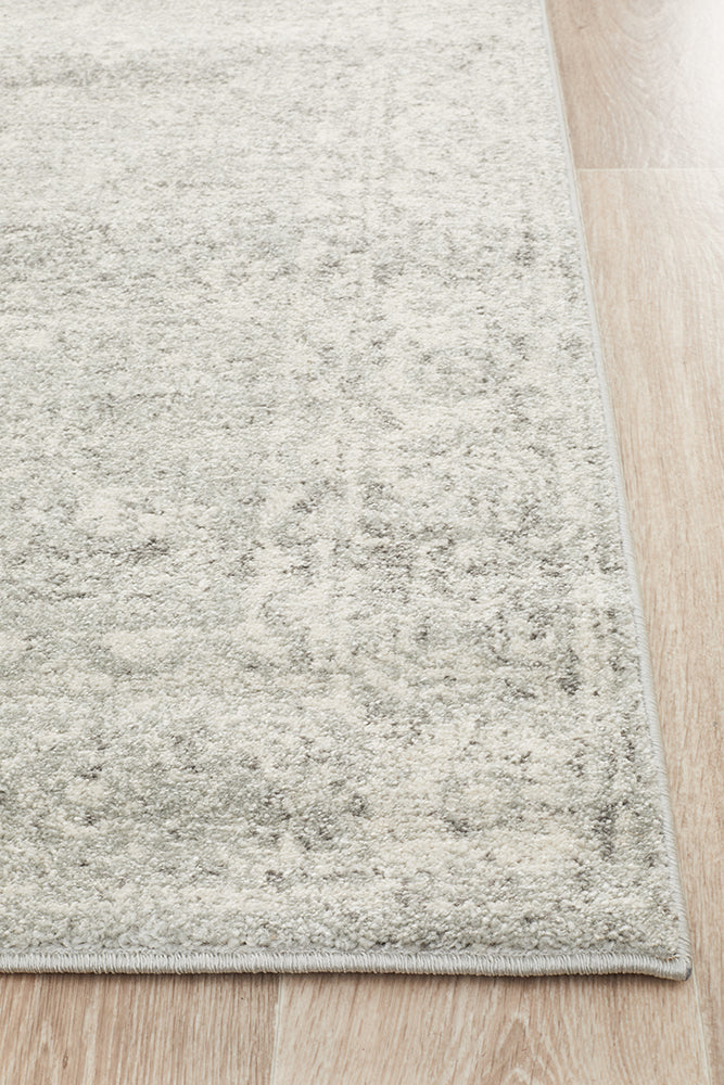 Evoke Shine Silver Transitional Rug