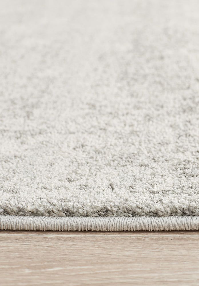 Evoke Shine Silver Transitional Rug