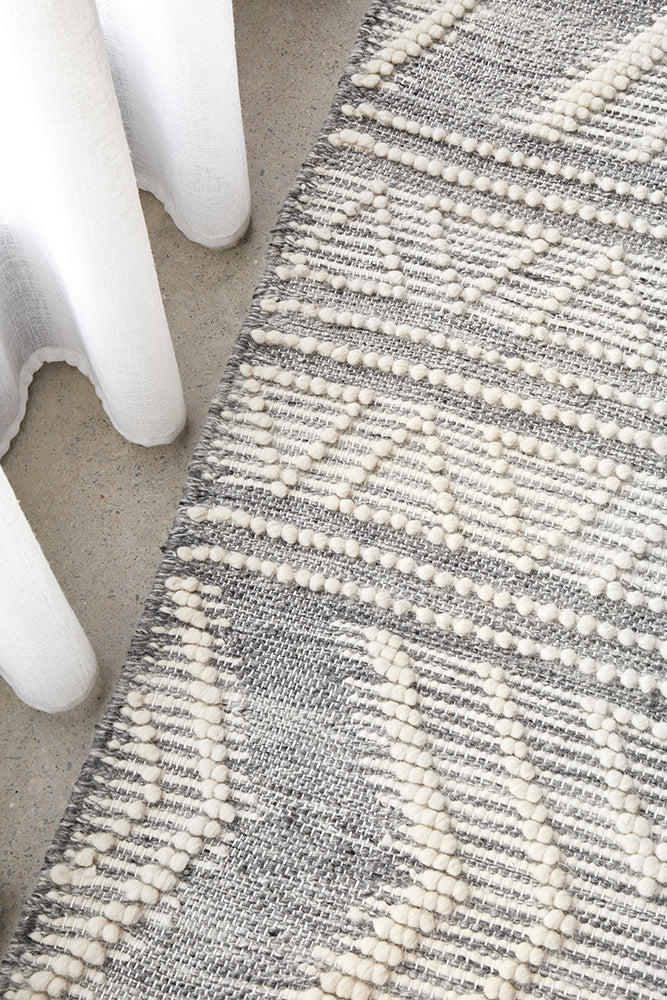 Esha Woven Tribal Rug Silver Grey