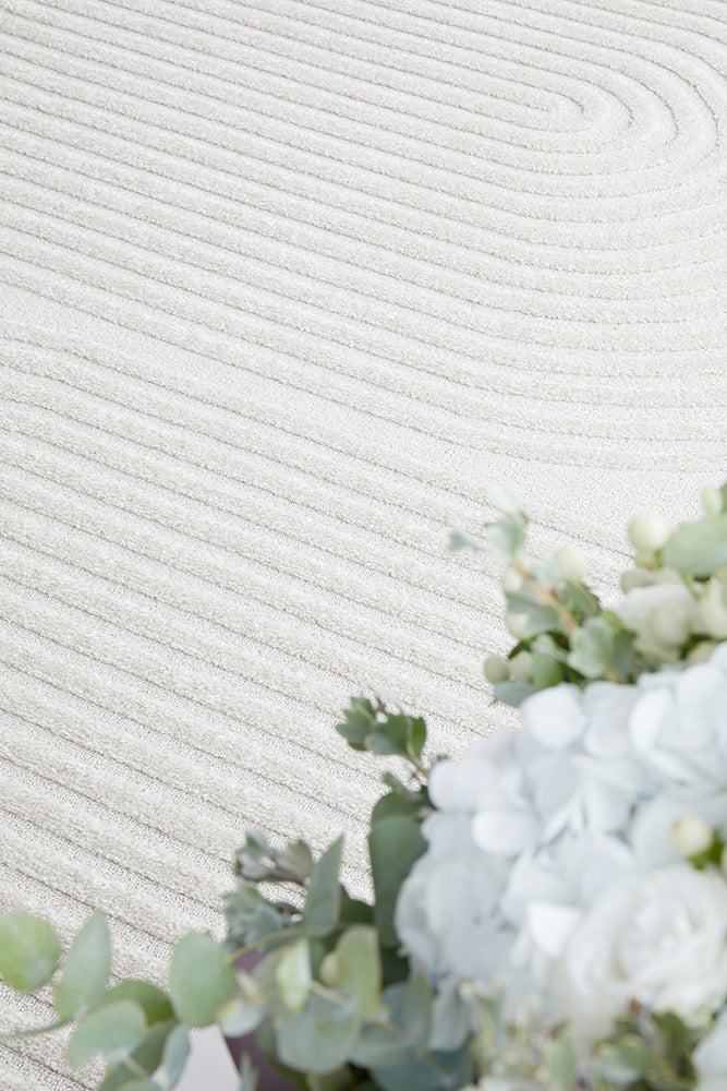 Lotus Abbey White Runner Rug