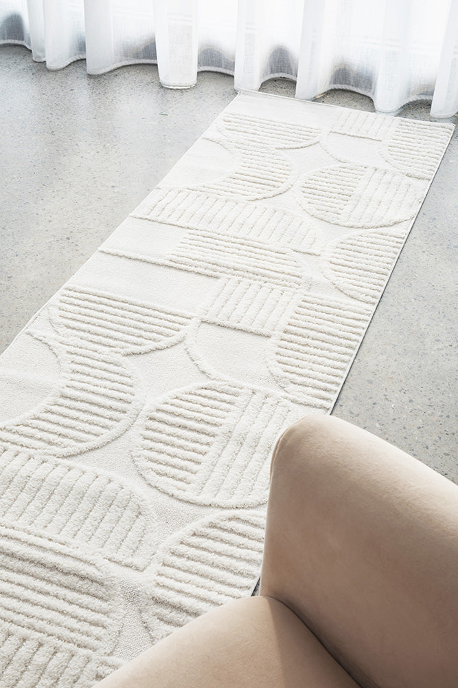 Lotus Leo White Runner Rug