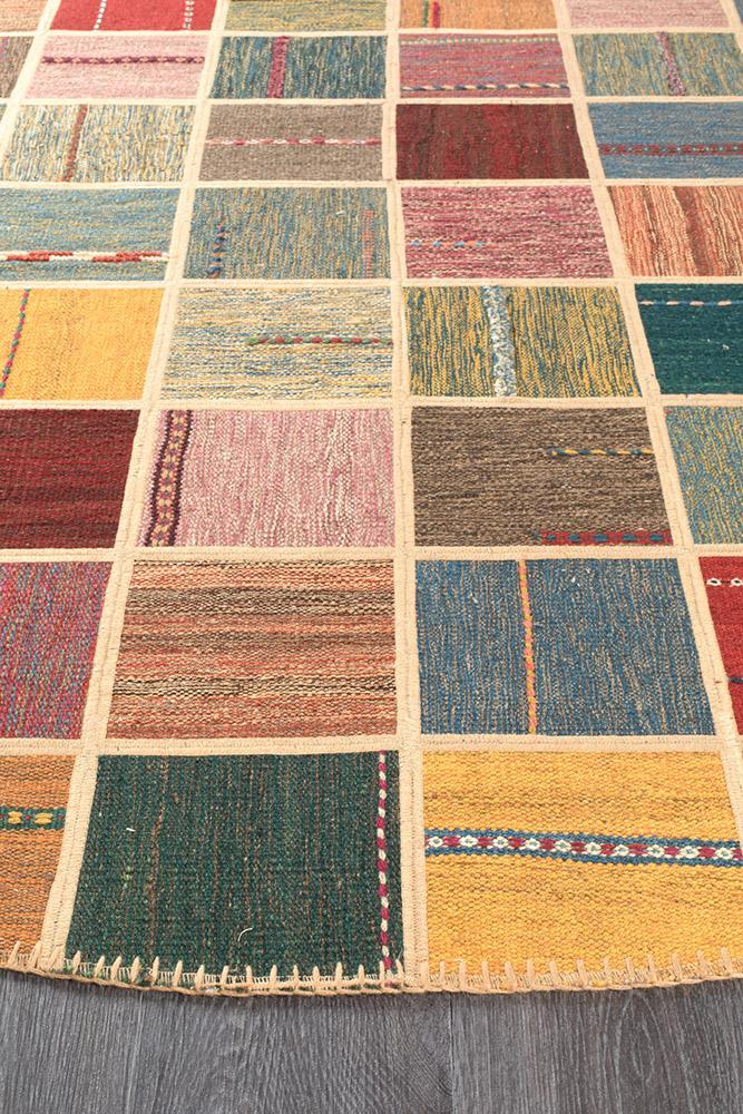 Persian Hand Knotted Kilim - IR13285