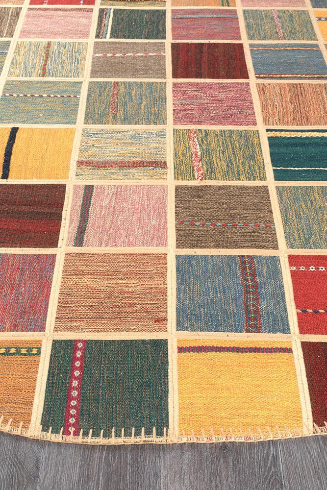 Persian Hand Knotted Kilim - IR13286