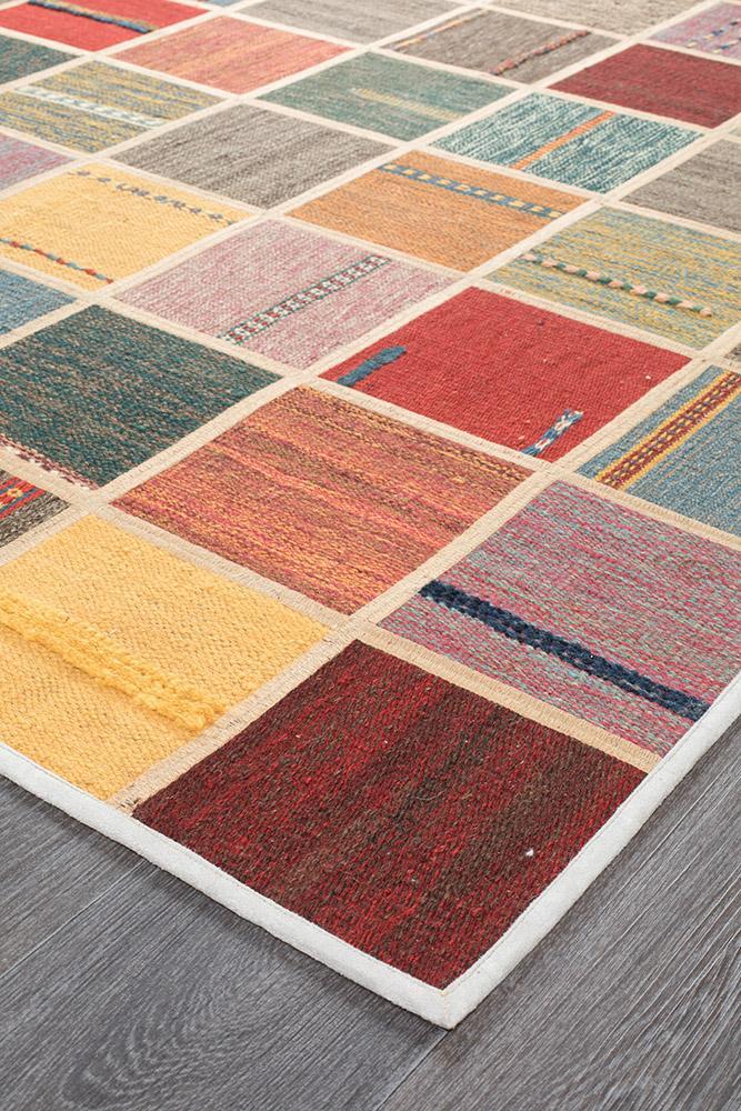 Persian Hand Knotted Kilim - IR13298