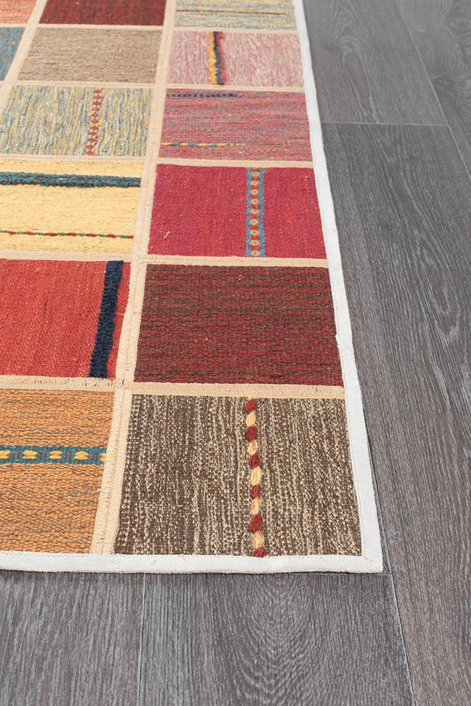 Persian Hand Knotted Kilim - IR13303