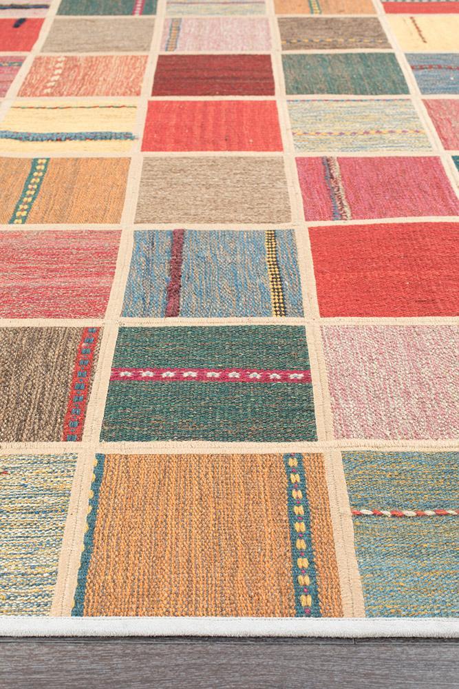 Persian Hand Knotted Kilim - IR13306