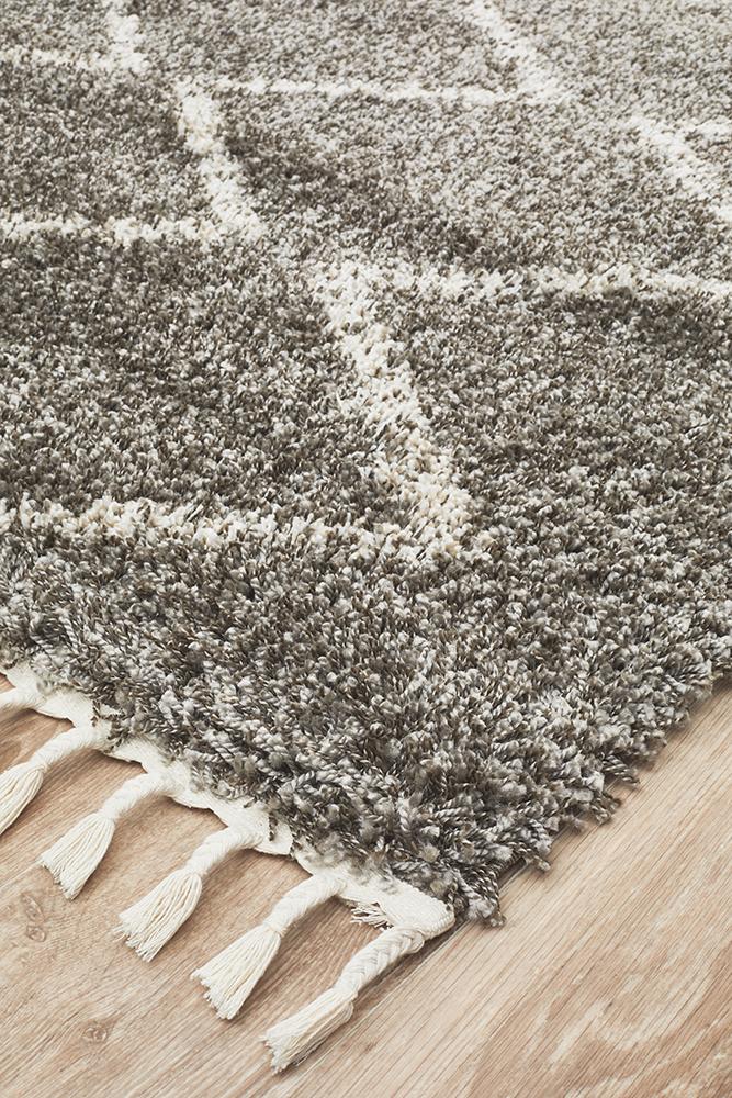 Saffron 11 Grey Rug