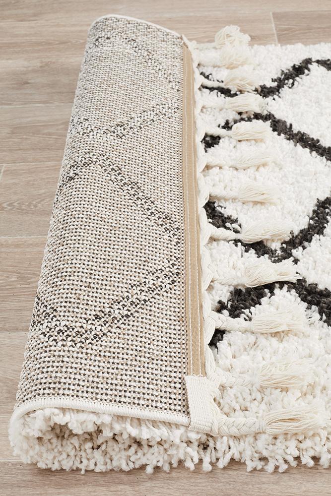 Saffron 11 White Runner Rug