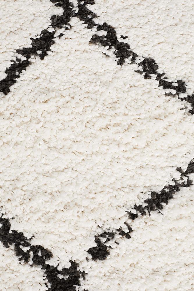 Saffron 22 White Runner Rug