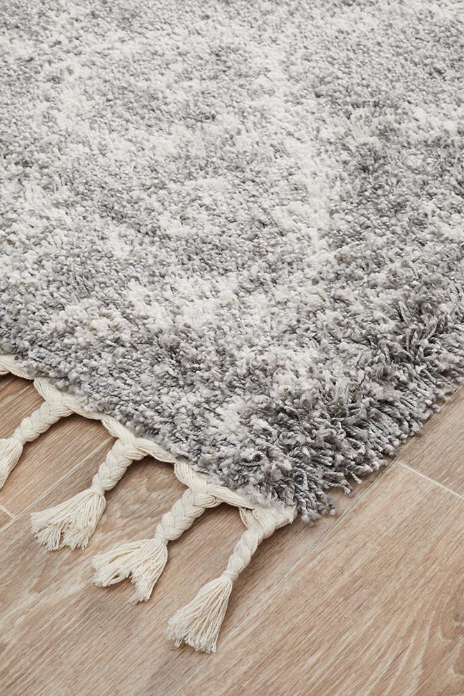 Saffron 33 Silver Runner Rug