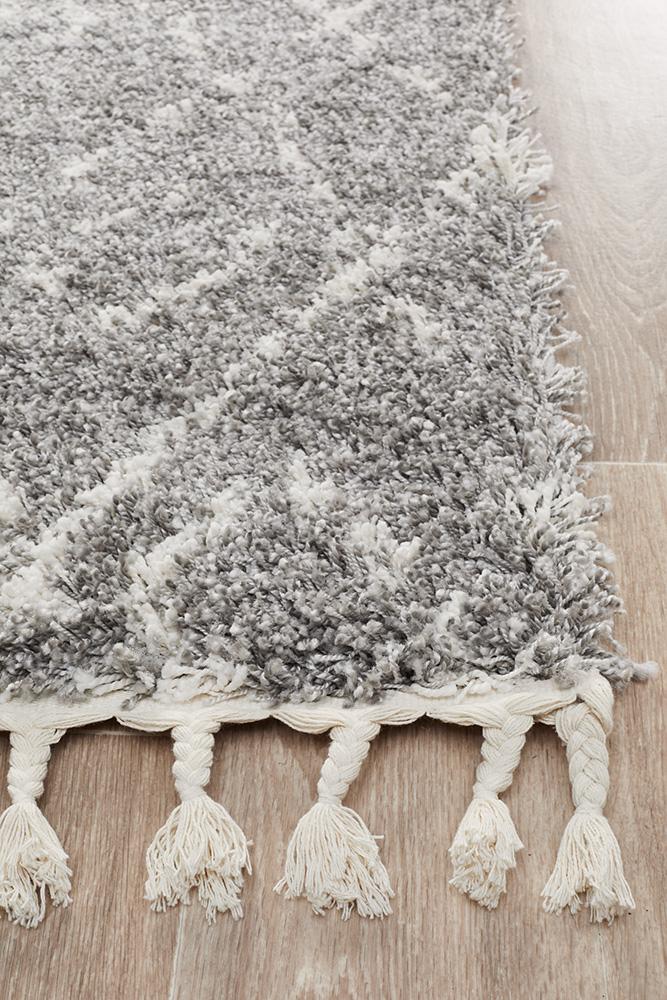 Saffron 55 Silver Runner Rug